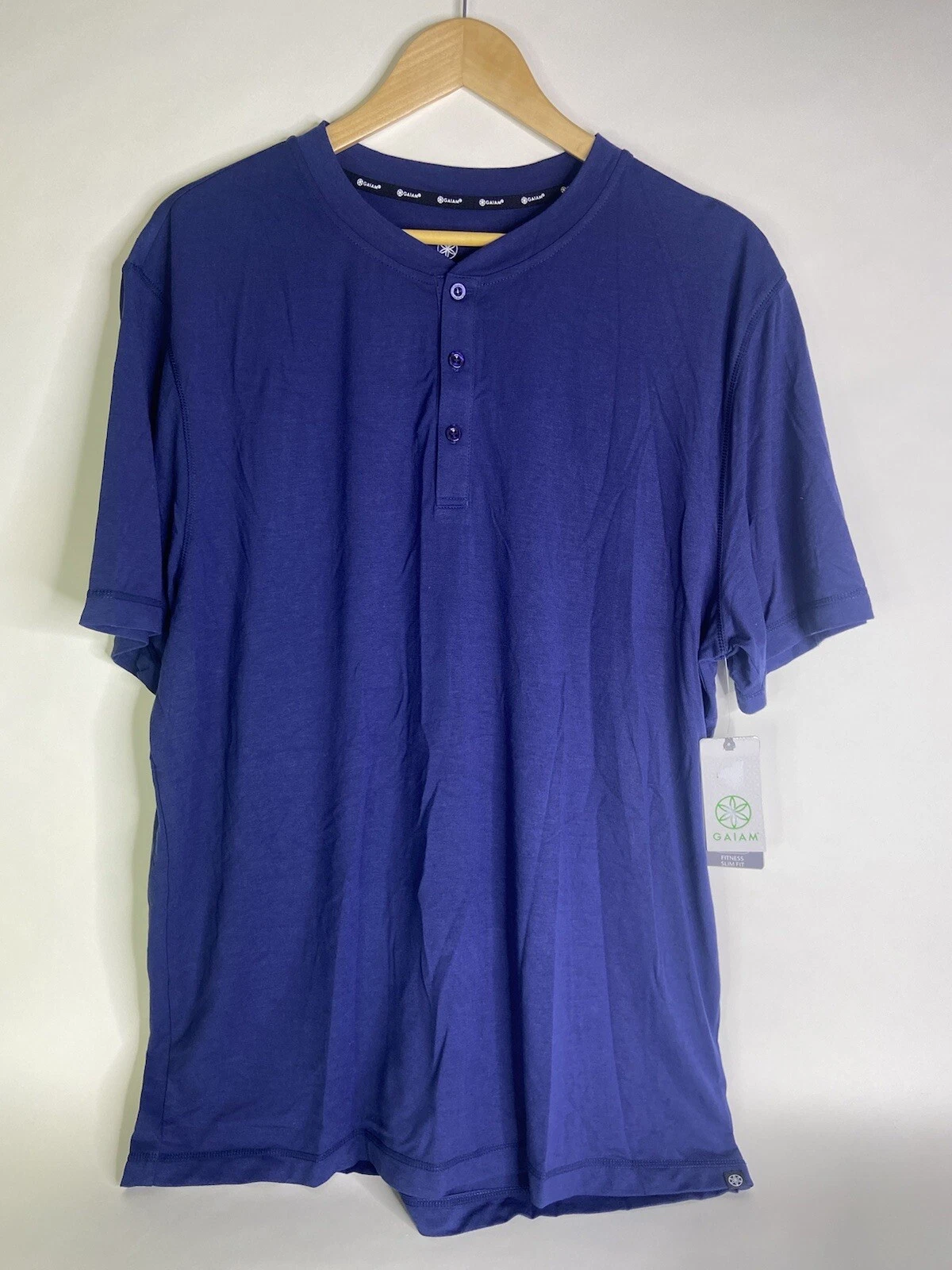 Gaiam Rejuvenate Short Sleeve Henley Shirt Athletic Slim Fit Blue Mens Size XL
