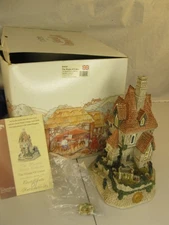 David Winter The House of Usher Haunted House Collection Original Box And COA