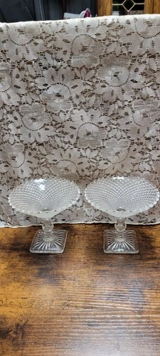 Set Of 2 vintage Anchor Hocking "Miss America" diamond pattern  compotes dishes.