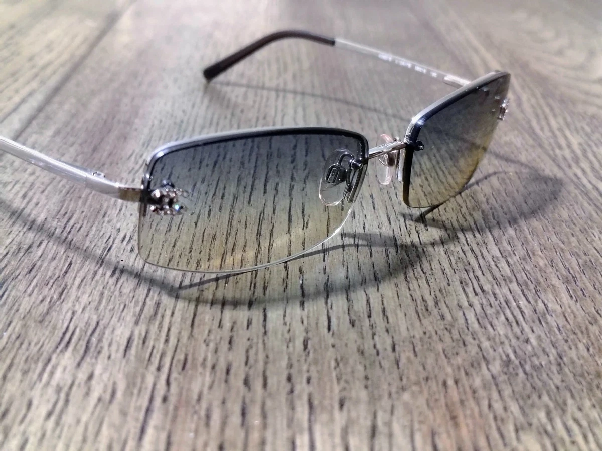 Vtg Chanel 4048 Rimless Sunglasses Silver Frame Grey Gradient Lenses Y2K Style CHANEL Rimless Plastic Frame Sunglasses for Women for sale  main image 4