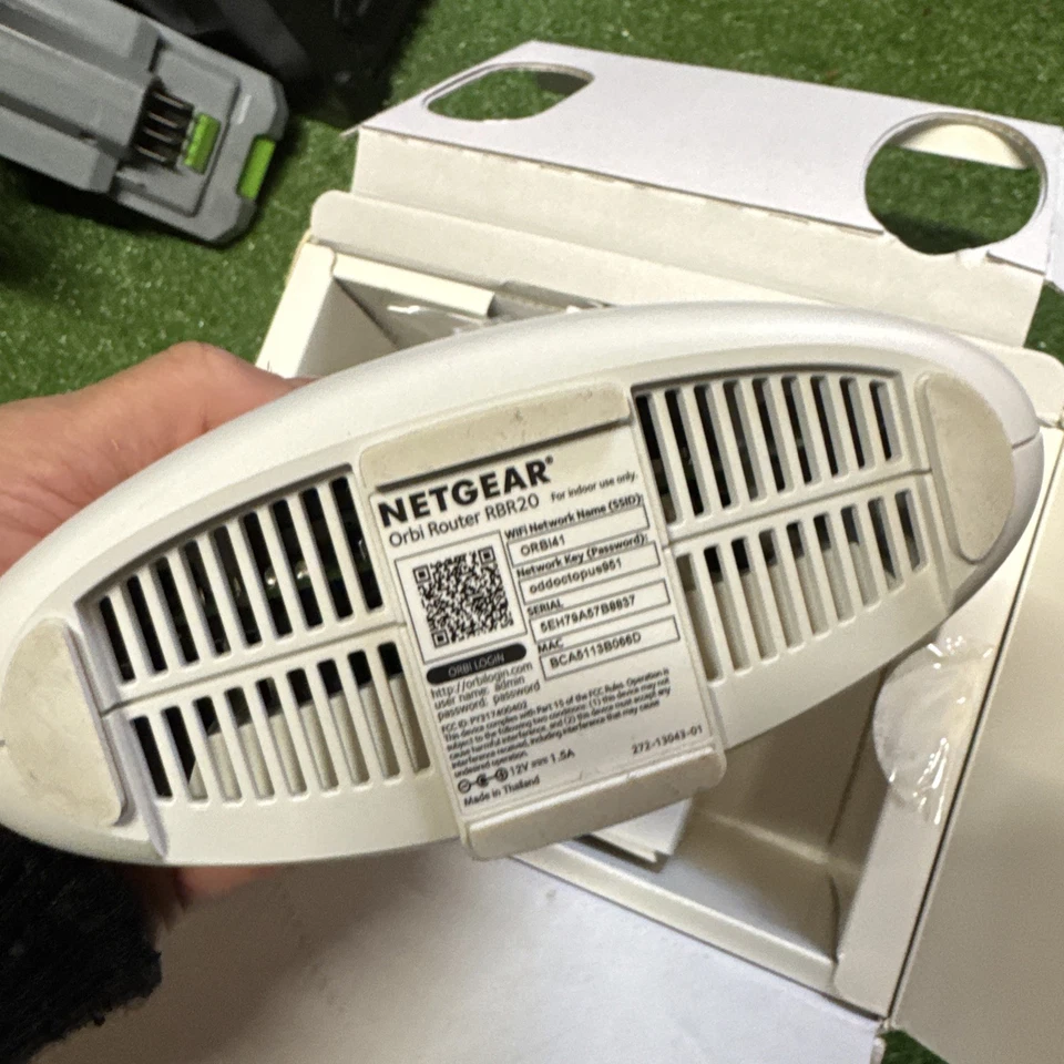 NETGEAR orbi Whole Home WiFi Tri-Band Covers Up To 3500 Sq. Ft. RBK20W - Image 4 of 4