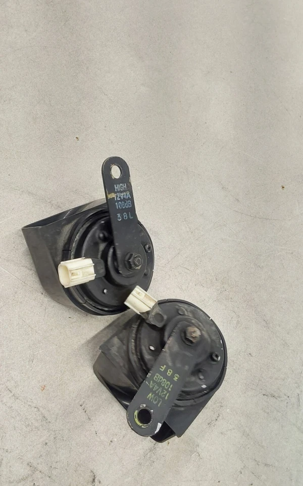 Conjunto de bocina de alarma de señal de tono alto Honda Pilot 2004 par OEM E358943 Foto 3 de 4