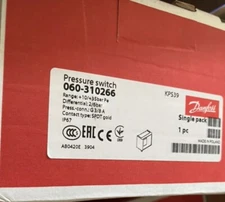 NEW Danfoss Pressure Switch KPS39 060-310266 UPS shipping