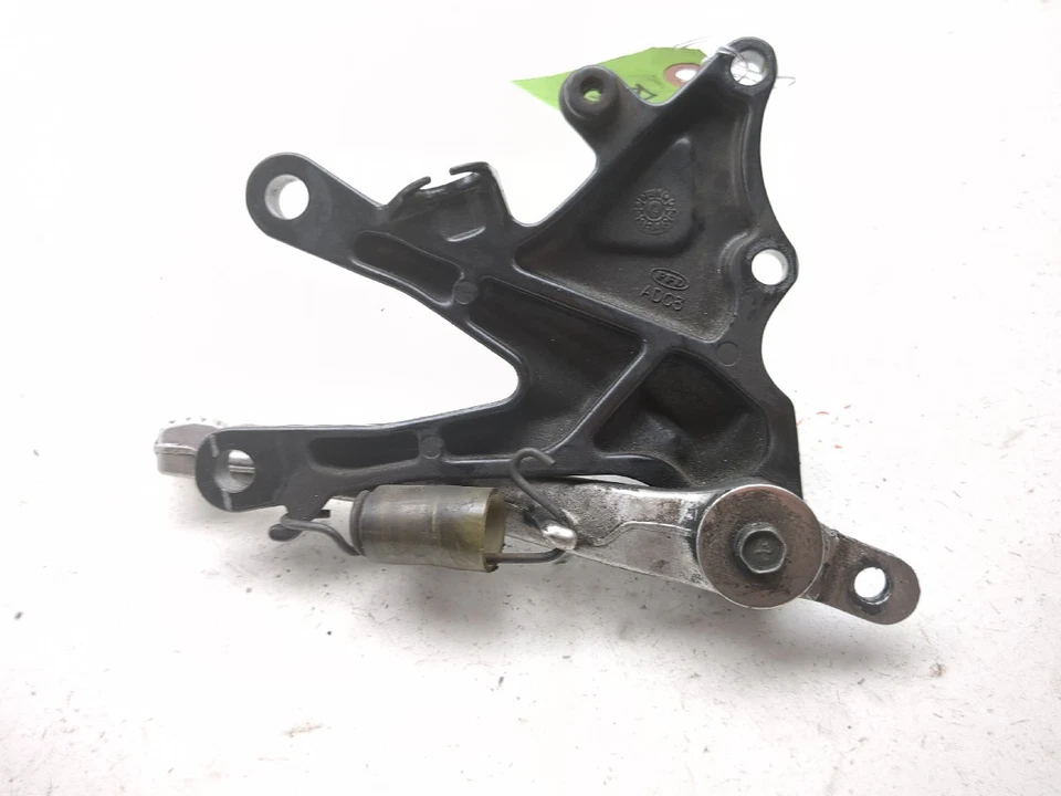 06 07 Juego trasero de clavija de conductor delantero derecho Kawasaki Ninja ZX10 ZX10R con pedal de freno Foto 4 de 4