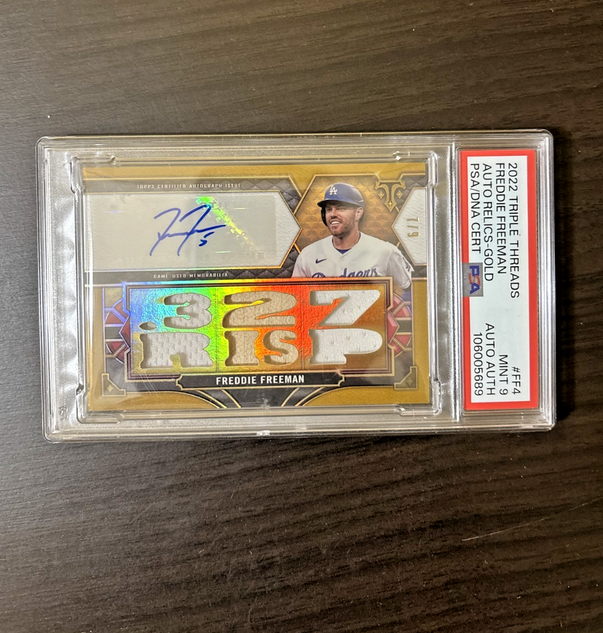 Freddie Freeman 2022 Triple Threads Autograph Relic Gold /9 PSA 9 