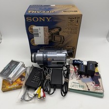 Sony 8mm HandyCam DCR-TRV340 Digital8 NTSC Hi8 camcorder Video Transfer + Extras