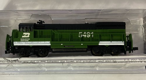 Bachmann N Scale Diesel Locomotive Burlington Northern U36-B 64053 BN #5491 - Picture 4 of 9