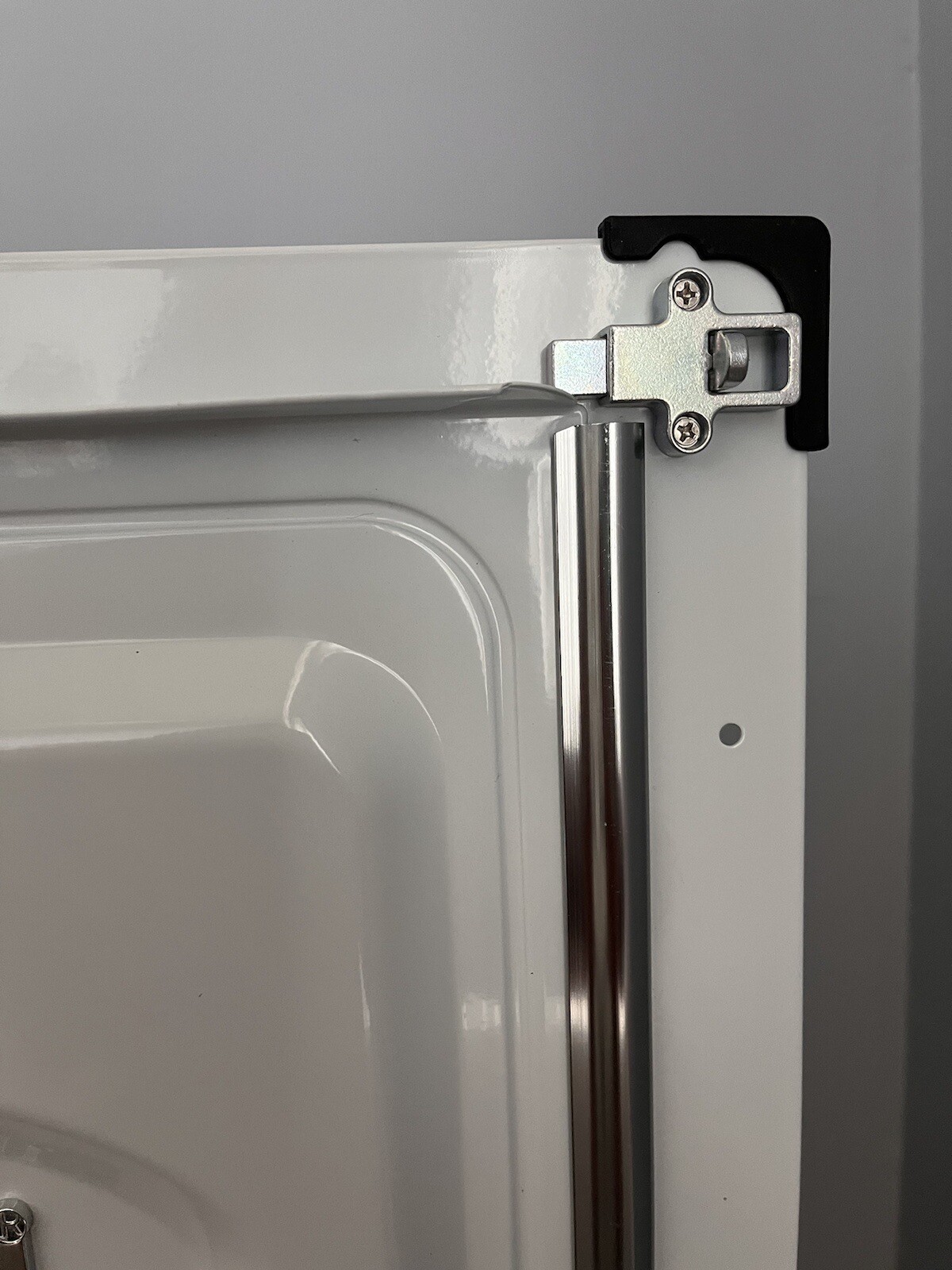 XL Baboni Pet Door for Wall, Steel Frame and Telescoping Tunnel