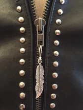 HANDMADE FEATHER ZIPPER PULLS PURSE CHARM KEY CHAIN FOB  HANDBAG ACCESSORY