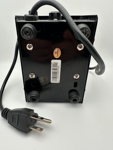 VC100W PowerBright 100W Step Up & Down Transformer / Converter - Picture 3 of 5