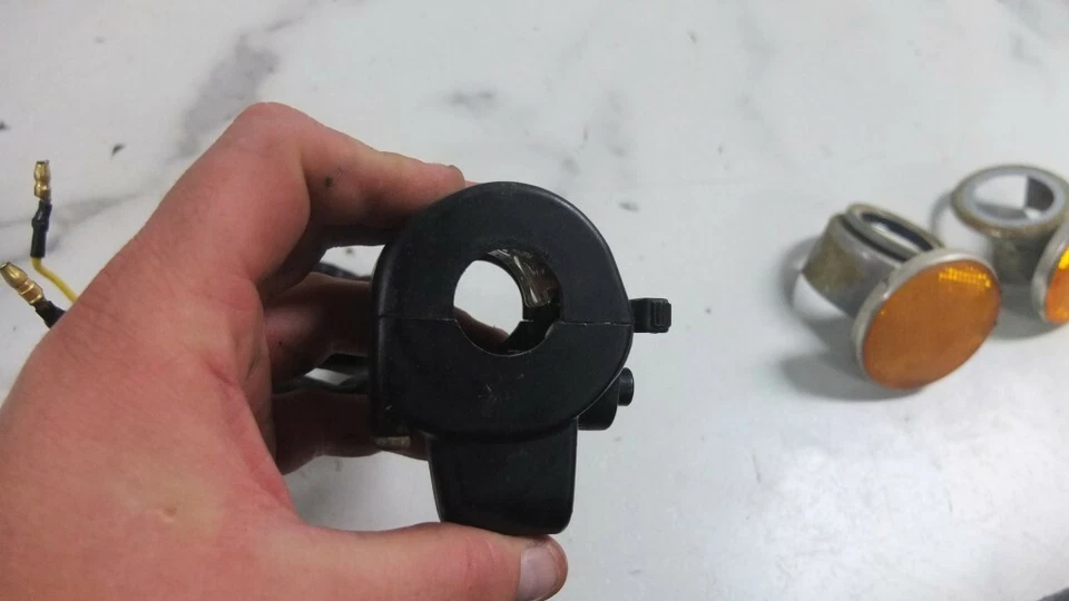 Interruptor de control eléctrico izquierdo 75 Yamaha RD200 RD 200 intermitente Foto 4 de 4