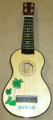 Ukulele: Hawaii: 20'' Long: Unbranded
