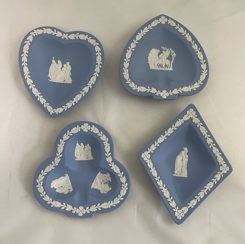 Wedgwood Jasperware England Set Of 4 Blue Spade Heart Diamond Clover Dish Plate