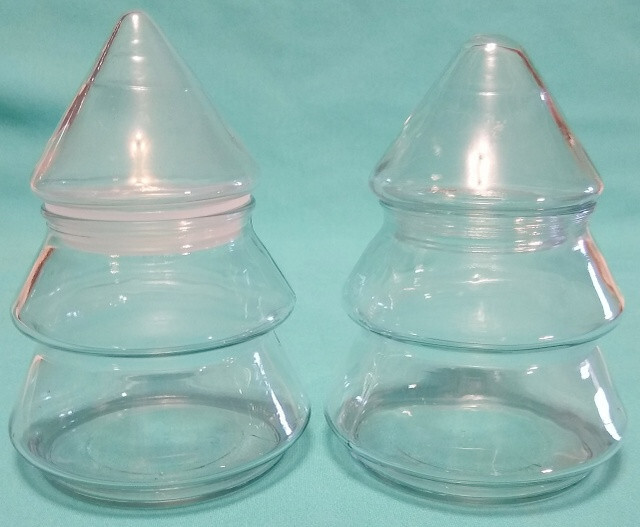 Pair 3-Tier GLASS CHRISTMAS TREES About 6” Tall 4.25” Diameter HOME DÉCOR
