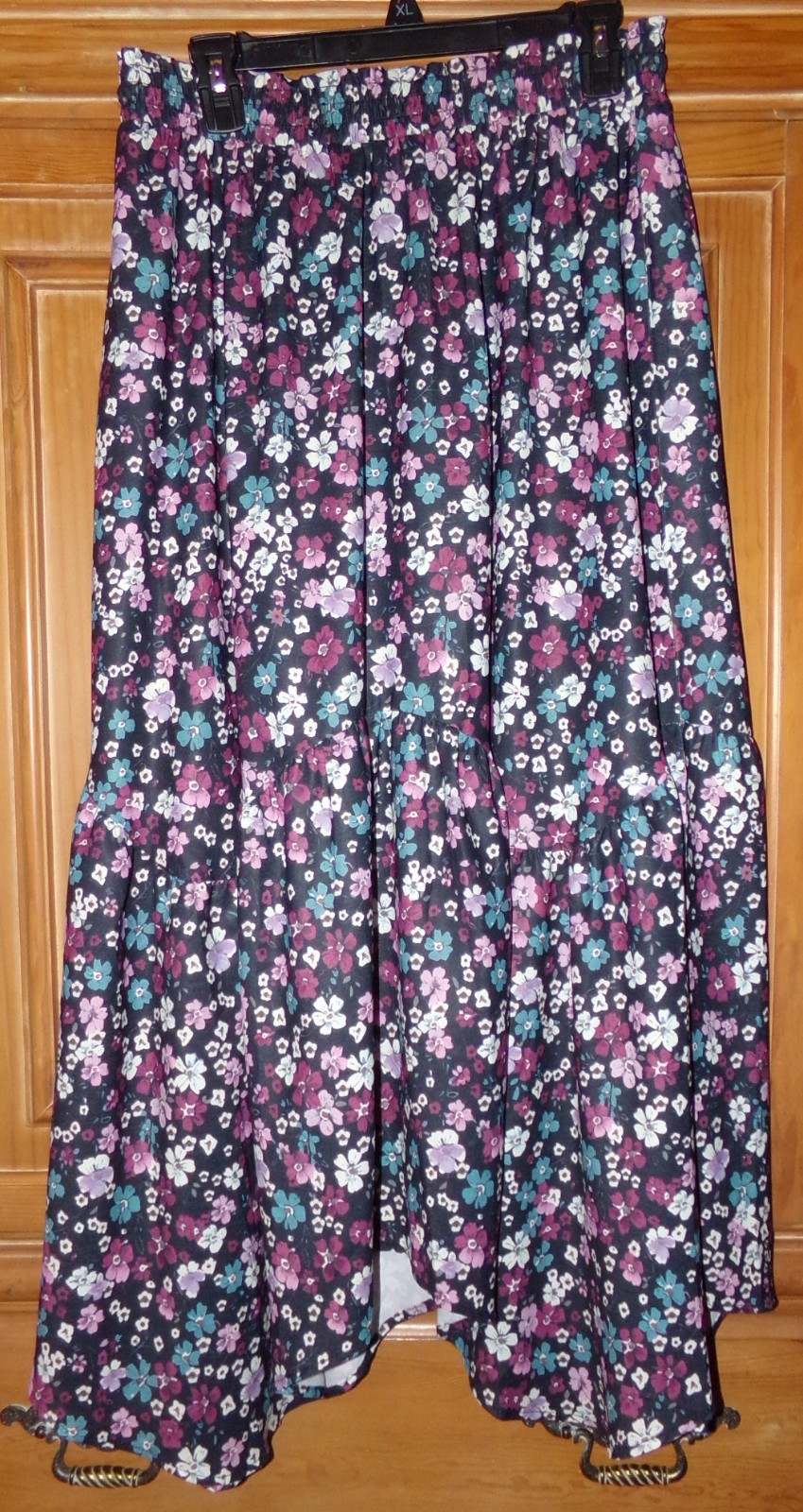 Picture 1 of 2
