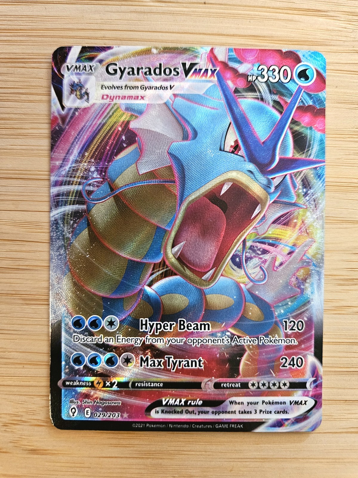 Gyarados Vmax 029/203 Evolving Skies NM Ultra Rare Pokemon Card