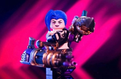 Custom Molded Figurine Accessory  - League of Legends Jinx
