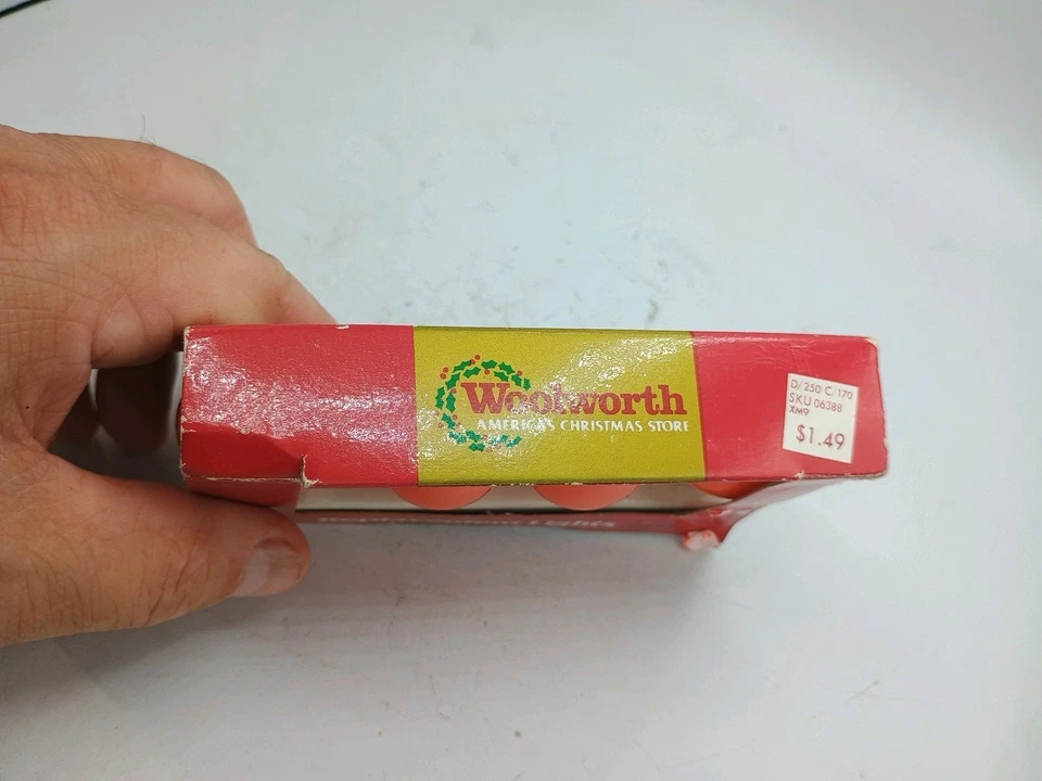 Christmas Replacement Lights Size C9 Orange 4 Replacement Lights From Woolworth - Image 4 of 4