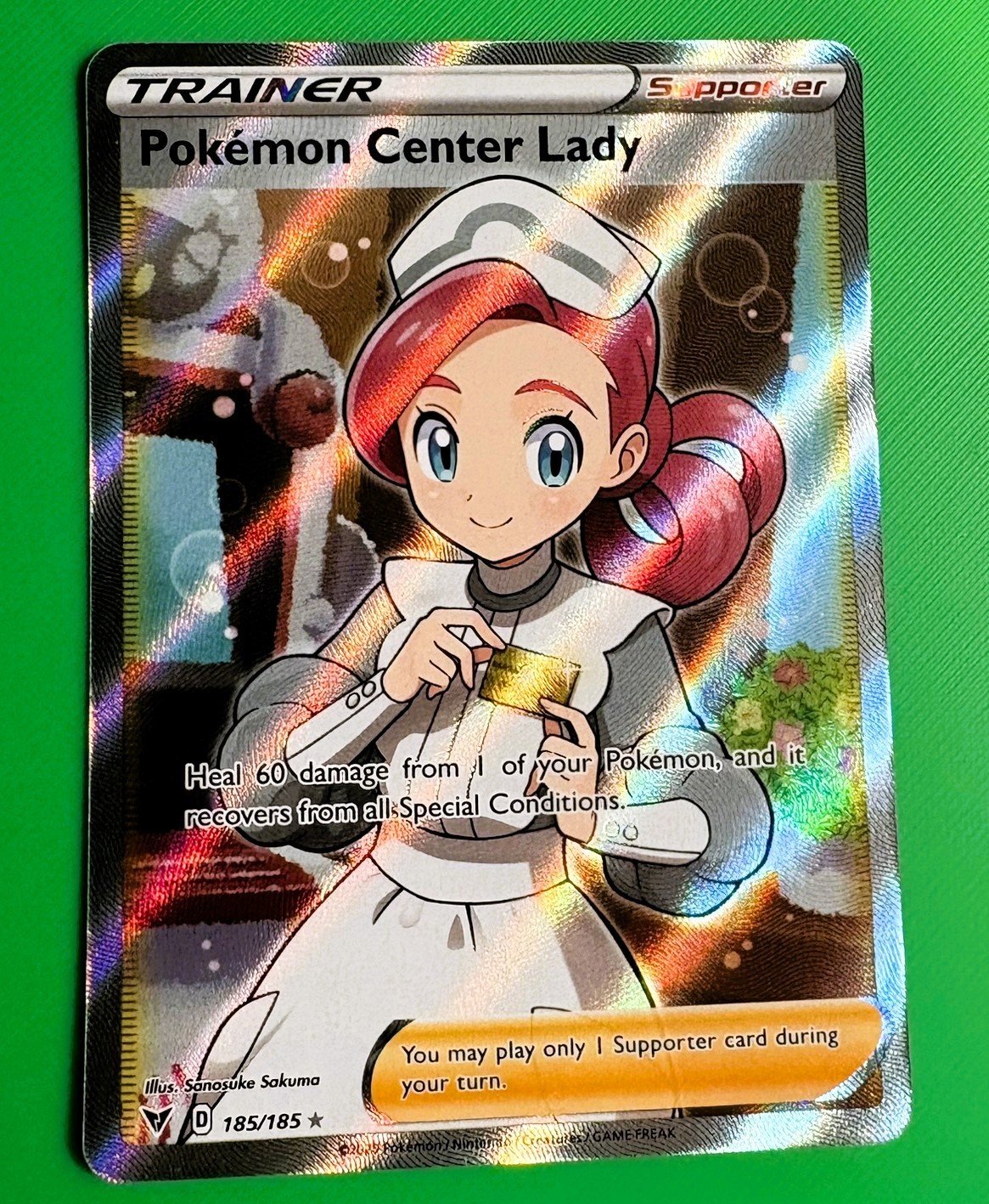 Pokemon Center Lady 2020 Sword & Shield: Vivid Voltage #185/185