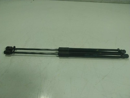 YQ00241380 verin de coffre pour CITROEN C3 AIRCROSS I (2R 2C ...