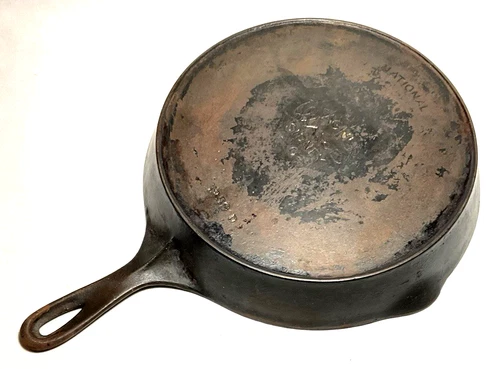 WAGNER WARE (National)  ~ Antique Cast Iron SKILLET w/Smoke Ring (1359 D) ~ Ohio