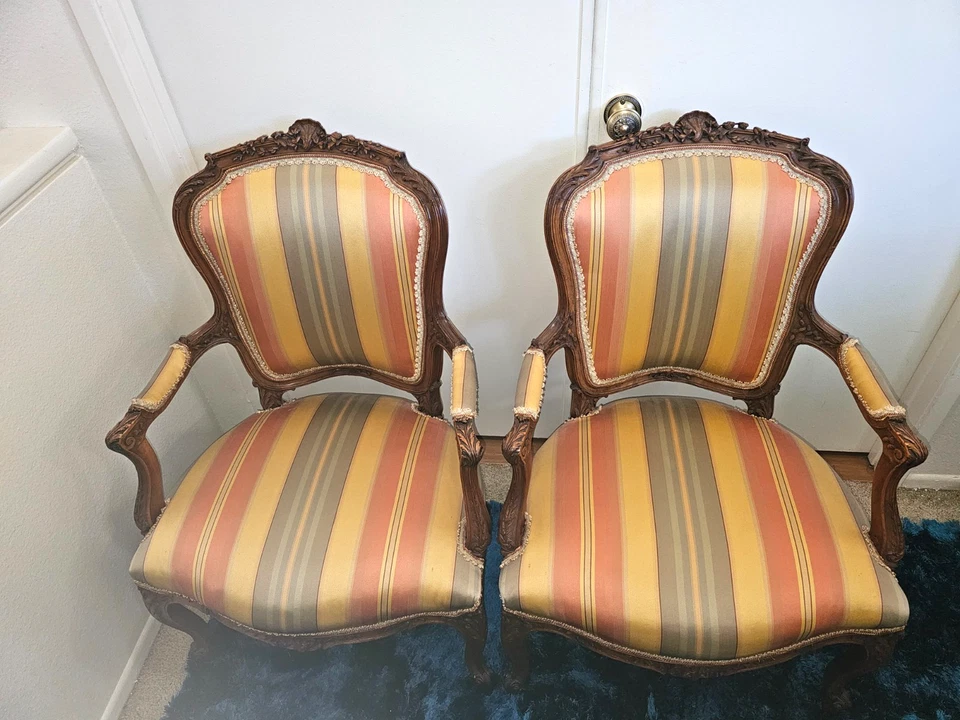 Pair of Louis XVI Style Carved Walnut Fauteuils Arm Chairs  - Image 3 of 4