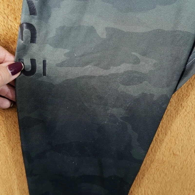 beyond-yoga high waist camo high shine leggings