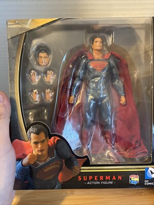 Batman v Superman: Dawn of Justice MAFEX Superman Action Figure No.018 NEW