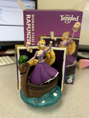 *DAMAGED* Tangled Rapunzel Story Book Series D-Stage Diorama Figure (Closed Box)