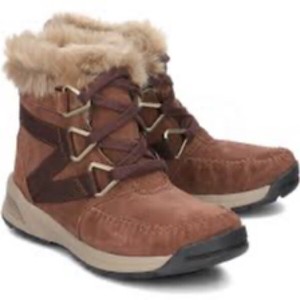 columbia maragal boots