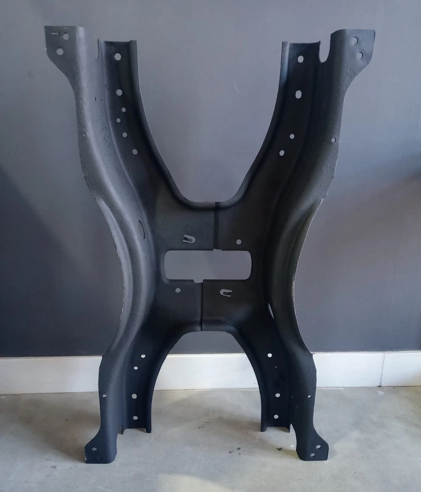 Ford F250 F350 Super Duty 1999-2004 neumático de repuesto travesaño marco soporte OEM Foto 2 de 3