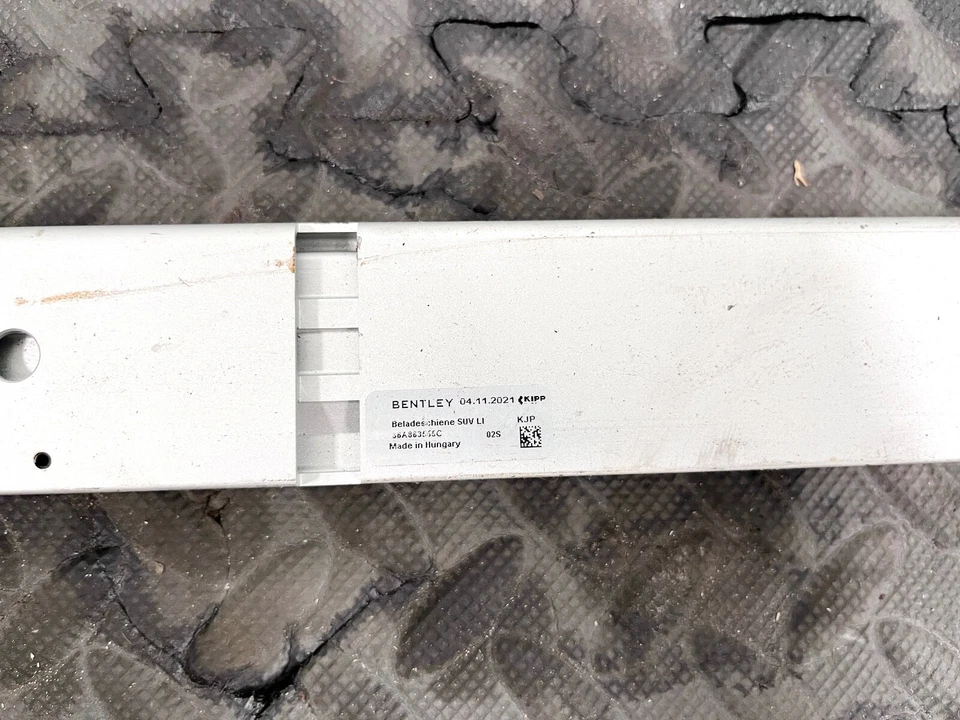 17-20 BENTLEY BENTAYGA REAR LEFT LH SIDE RAIL TRUNK CARGO RETAINING STRIP OEM - Image 3 of 3