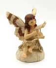 Vintage 1970's fairy playing a harp resin figurine - Fab condition - Very pretty