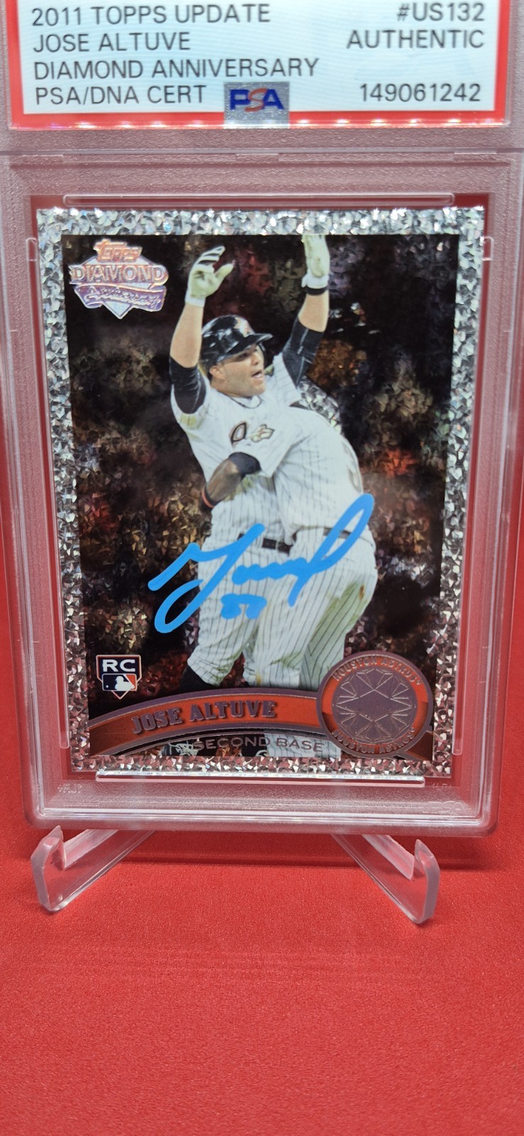 2011 Topps Update Diamond Anniversary Jose Altuve Signed PSA Auto Rookie Astros view 3