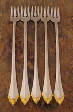Oneida Golden Kenwood Set 5 Cocktail Forks Communuity Stainless Flatware Lot S