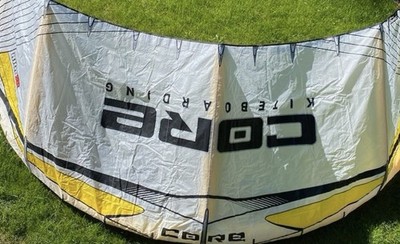 Perfekte Einsteiger Set!!   CORE Riot XR Kitesurf-Kite 9  und 12 m² und Core Bar
