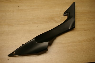 ミイ Honda CB 650 F / CB650F REAR RIGHT SIDE FAIRING PANEL 83511-MJE