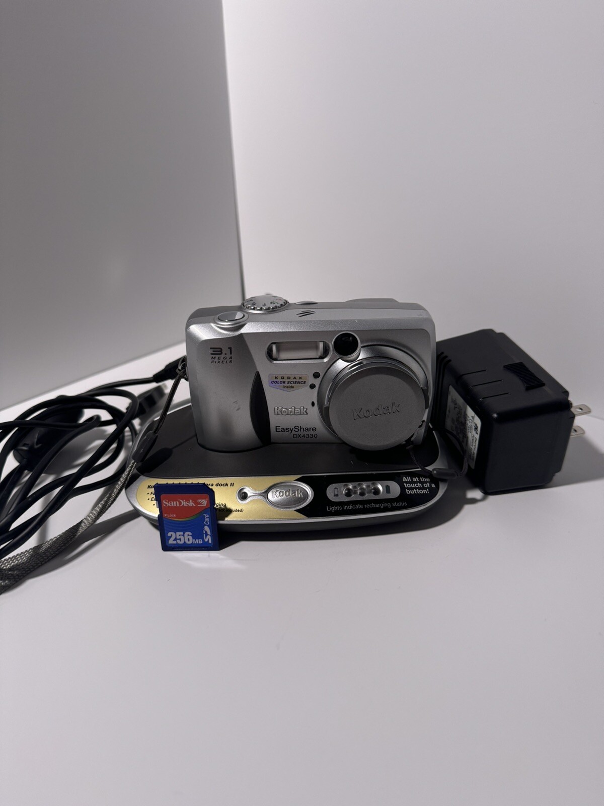 Kodak EasyShare DX4330 3.1MP Digital Camera W/ SD CARD, DOCK, AND CABLES