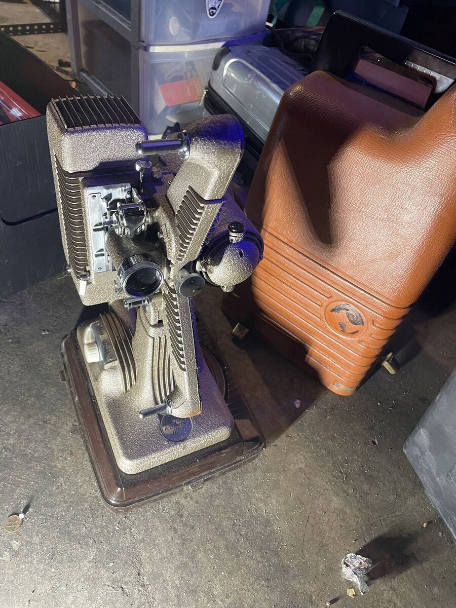 Vintage Revere Model 48 16mm Film Projector With Case | eBay Vintage Revere Model 48 16mm Film Projector With Case | eBay