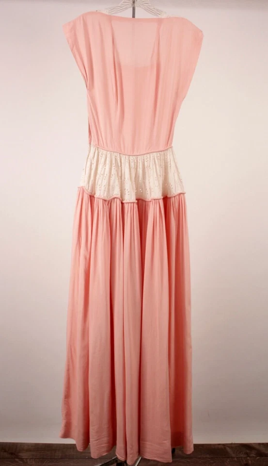 Vestido Formal De Colección Para Mujer Años 40 Rosa Con Ojales Blancos Encaje Años 40 XXS Vestido de Baile Foto 4 de 4