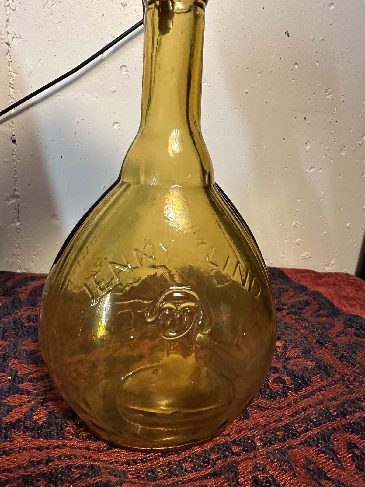 VINTAGE AMBER WINE FLASK JENNY LIND BOTTLE LIGHT BY EMPIRE GLASS WORKS