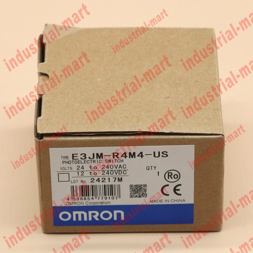 1PCS Omron E3JM-R4M4-G E3JMR4M4G Photoelectric Switch In Box New Free 955817