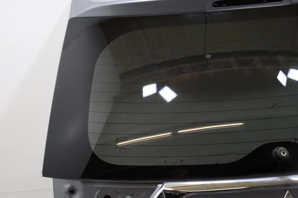 Puerta levadiza trasera Mitsubishi Outlander 2016-2020 puerta trasera carcasa panel OEM Foto 4 de 4