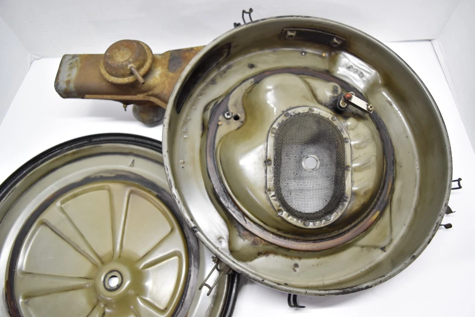 1976 1982 Honda Civic CVCC 1.5 91 CID Air Cleaner Housing Assembly - Image 4 of 4