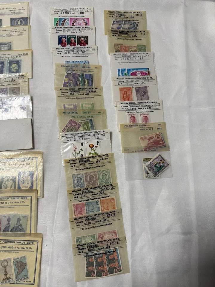 Over 100 Packs Of Vintage Stamps - Vatican Rwanda Philippines Varies - MNH - Image 4 of 4