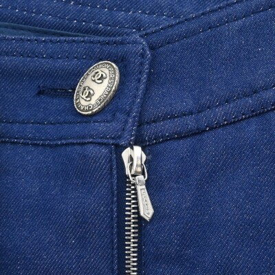 CHANEL JEANS ブルー36 Chanel Jeans Size 36 FR: All-Over Logo Print