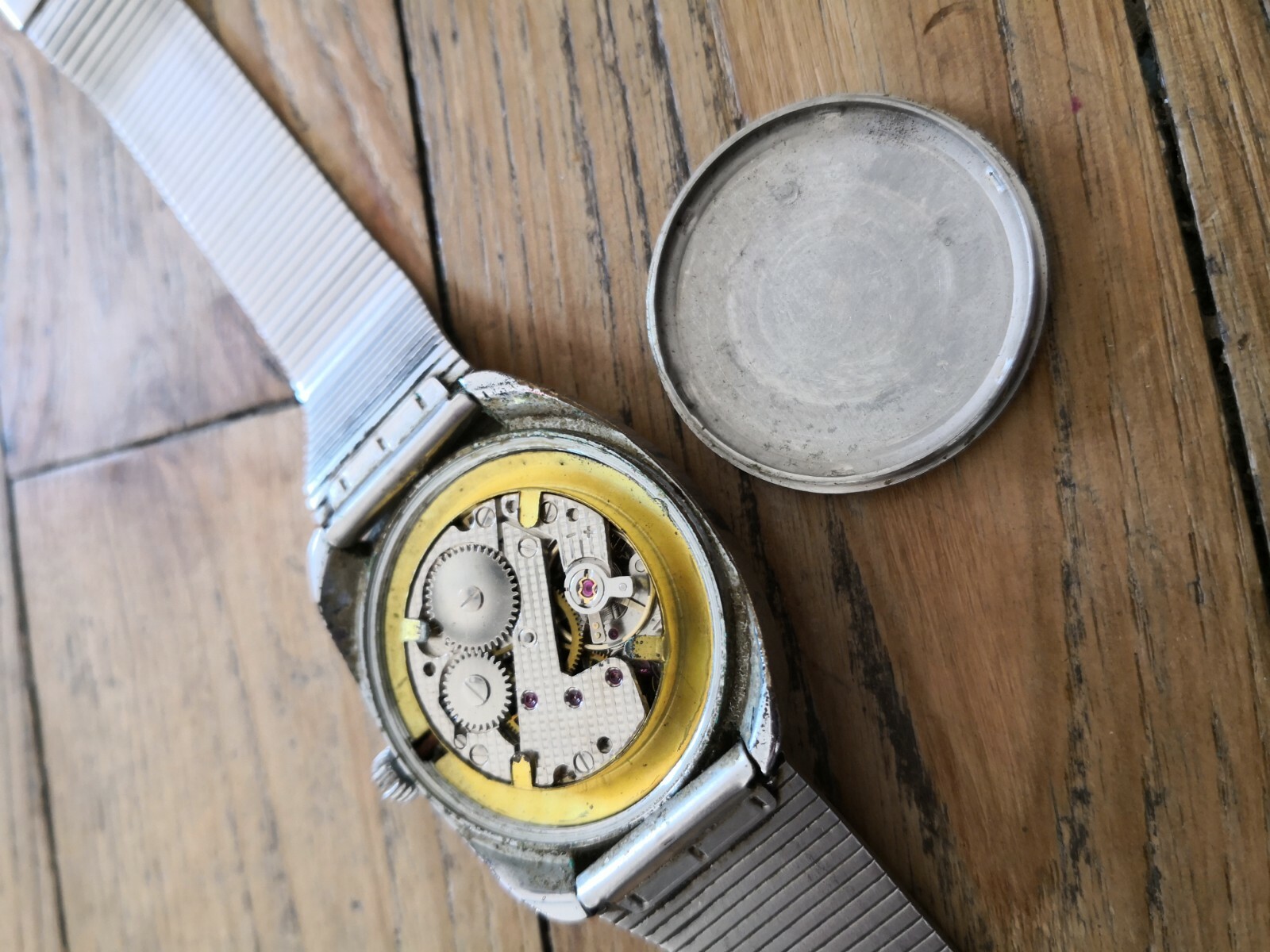 RARE MONTRE MÉCANIQUE ancienne 1950 ELVIA Cornes articulées FONCTIONNE