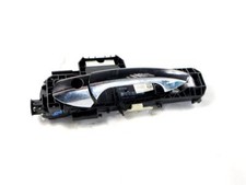 Porte avant et accessoires Infiniti Q30