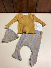 RZ Baby by Rachel Zoe 3 Piece Outfit Infant 0-3 Months Ribbed Top Pants Hat Set