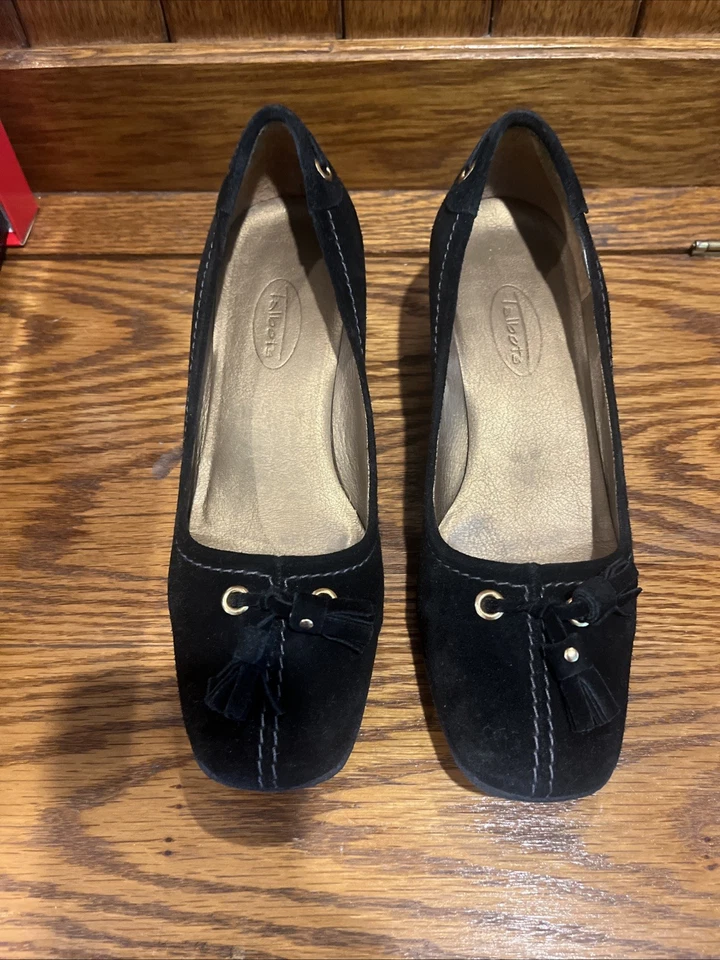 Talbots Black Gretta2 Suede Leather Wedge Heel Tassel Shoes Women's 6 1/2M - Image 3 of 4